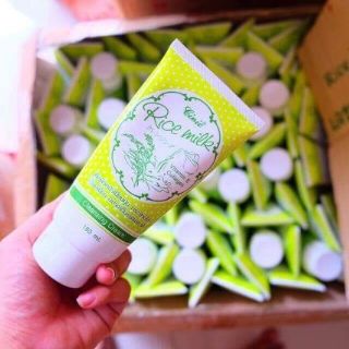 SỮA RỬA MẶT RICE MILK THÁI 180ml
