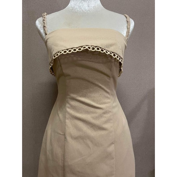 Pass đầm rechic size S new tag