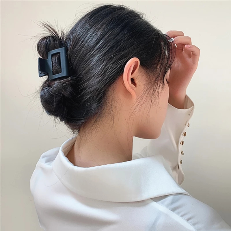 Kẹp Tóc Nhựa Resin Màu Sắc Đơn Giản Dành Cho Nữ