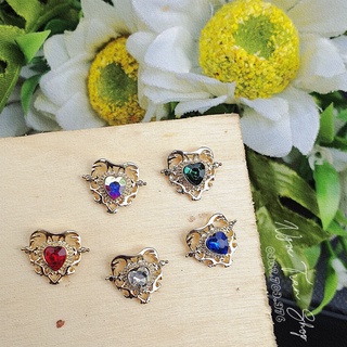 Charm trái tim cổ điển đủ màu đính móng