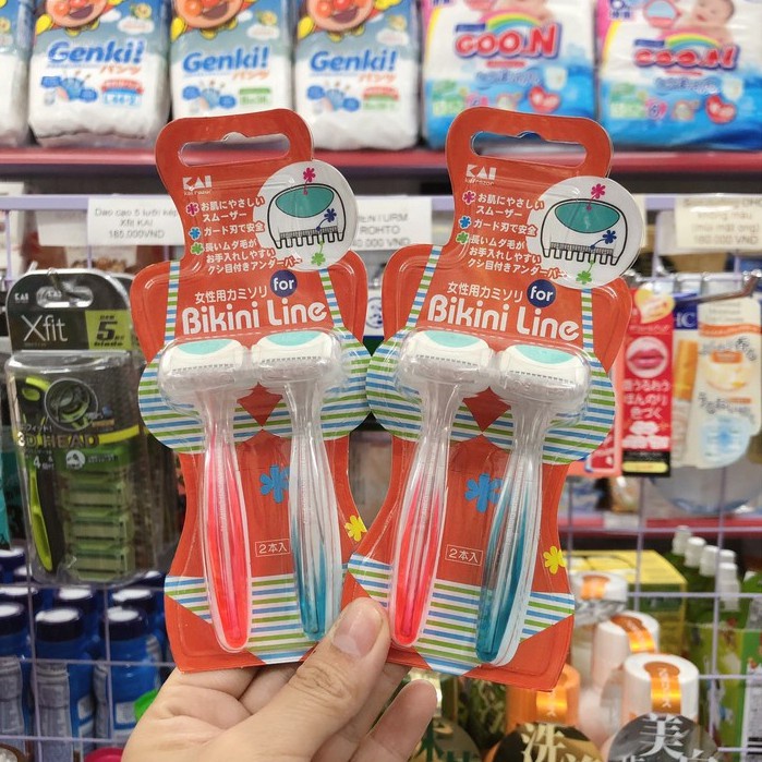 Combo Bộ 2 dao cạo vùng Bikini KAI và kéo cắt tỉa lông mũi Seria nội địa Nhật Bản - Kokubo