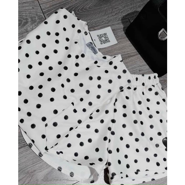 Đồ bộ nữ bộ áo phông cổ tròn phối quần short chấm bi chất cotton 4 chiều mềm mát