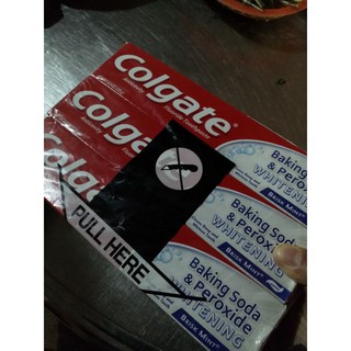 kem đánh răng Colgate Baking Soda & Peroxide White 232g