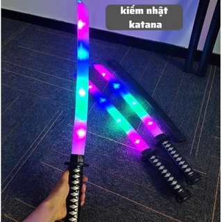 Kiếm phát sáng, Katana phát sáng