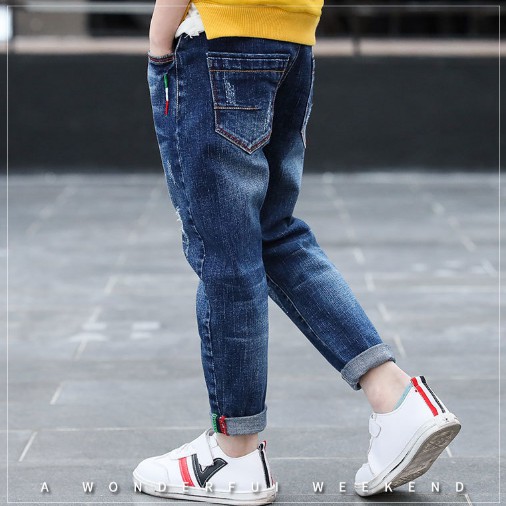 Quần jeans dài lưng thun bé trai