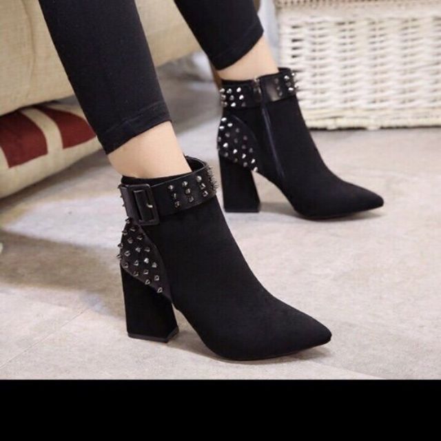 Boots đinh tán hàng nhập