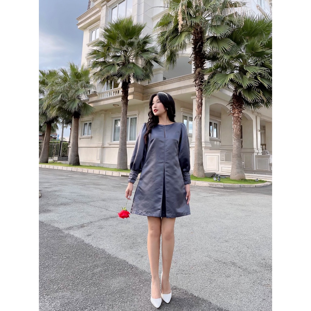 Đầm Chữ A Cổ Thuyền Tay Dài Kết Cườm CQA Boutique CQA0014 Màu Xám Chất Liệu Polyester Sang Trọng