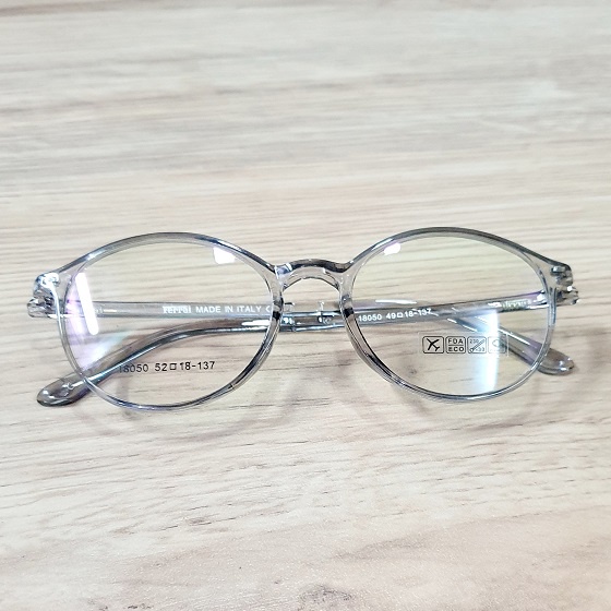 Mắt Kính Gọng Dẻo Phom Tròn Xinh Xắn Màu Xám Kích Thước 1 Tròng 4,8x4cm Tròng Kính Không Độ Thời Trang Chiều Ngang 13cm