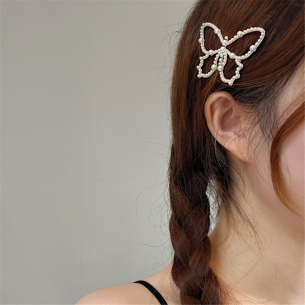 Kẹp Tóc Hình Bướm Đính Ngọc Trai Đơn Giản