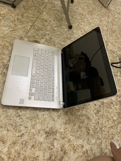 Laptop Sony Vaio SVF14 Trắng Đẹp Tinh Khôi | BigBuy360 - bigbuy360.vn