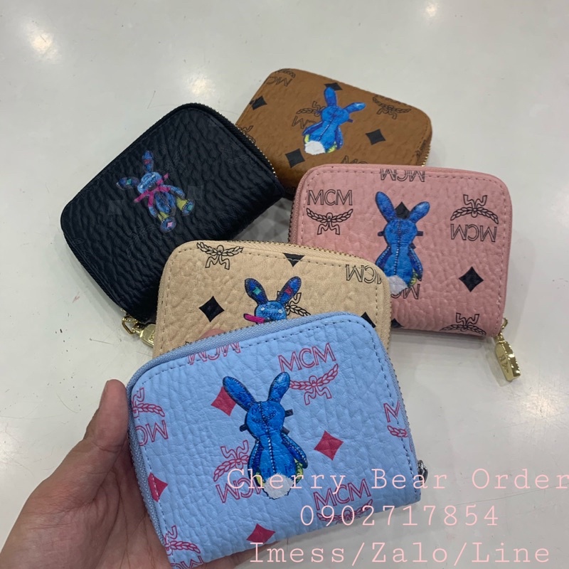 Ví ngắn cầm tay MCeM