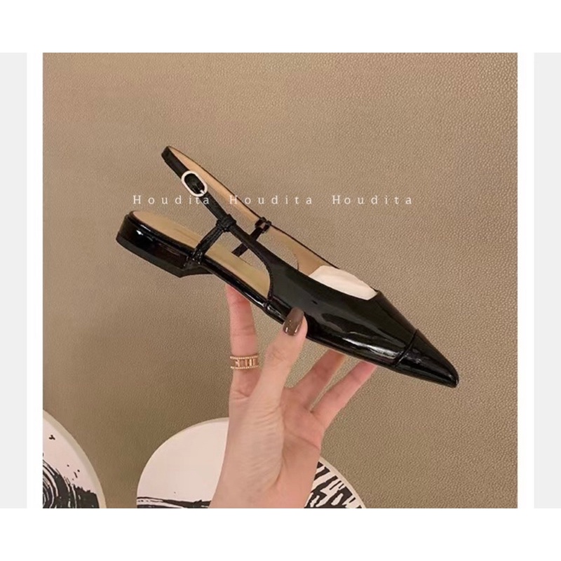 Giày sandal nữ đế thấp mũi nhọn tiên dụng thời trang sang trọng - HOUDITA - SGMN004