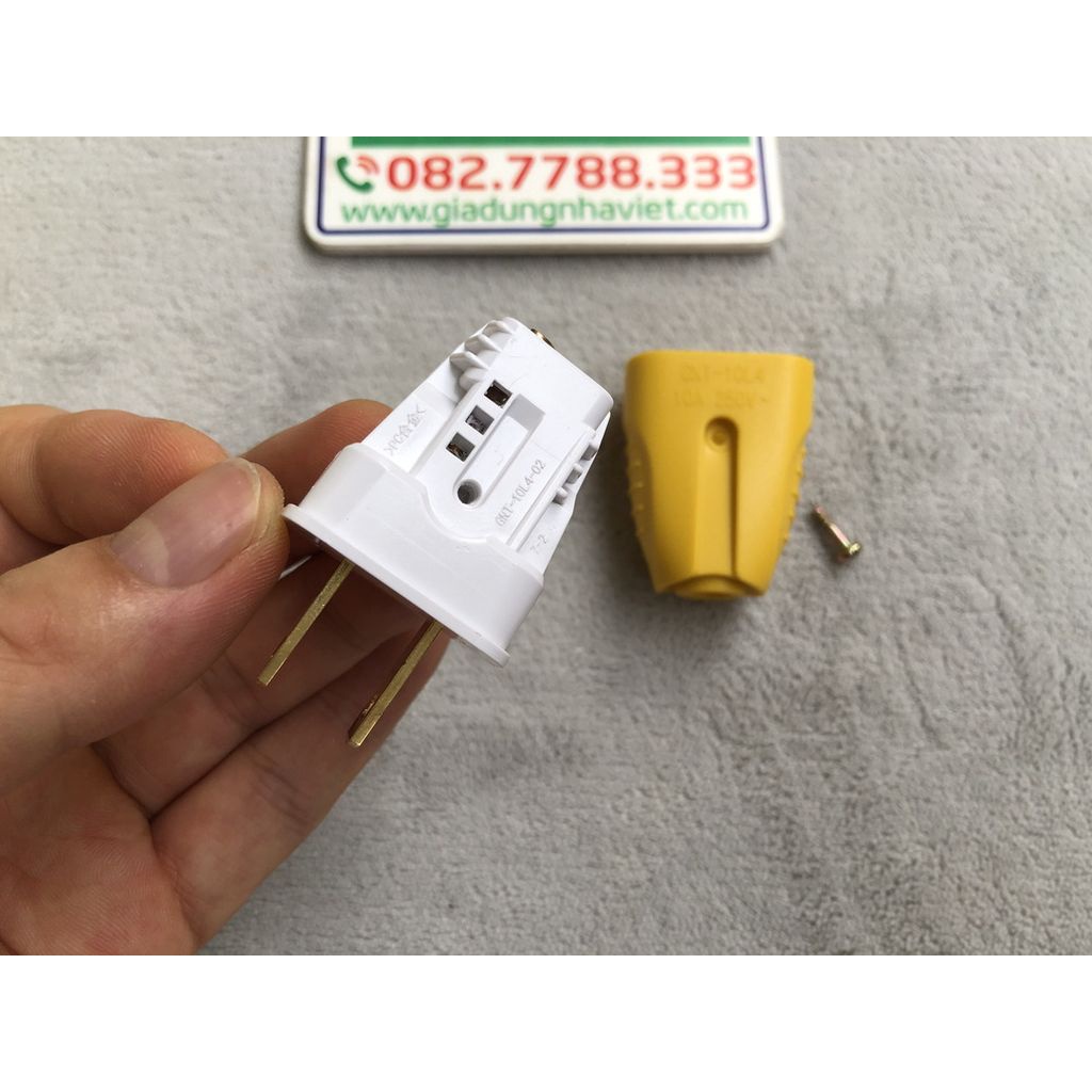 Phích cắm điện chân dẹt Gongniu Bull GNT-10L4 10A 250V chống va đập