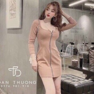 Váy cổ vuông khóa dài tay