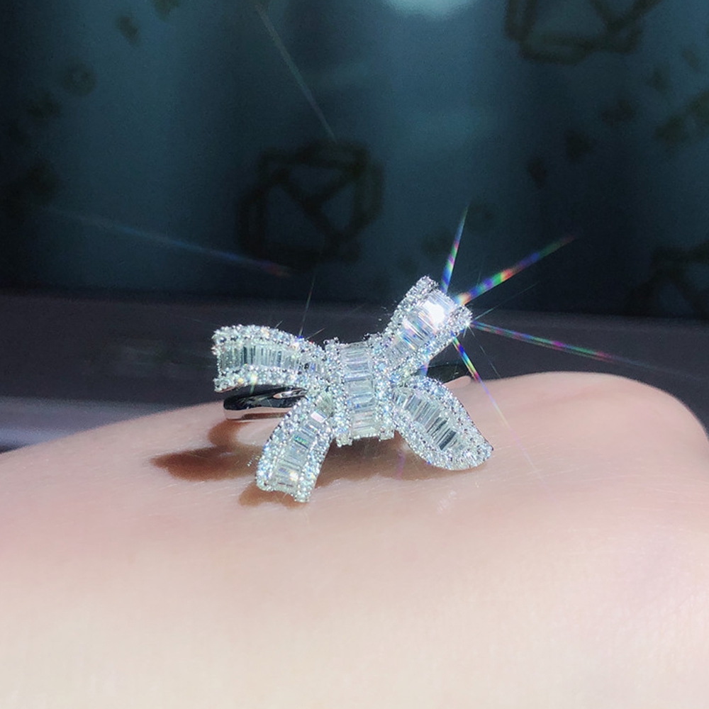 Nhẫn mạ bạc hình nơ đính đá sang trọng