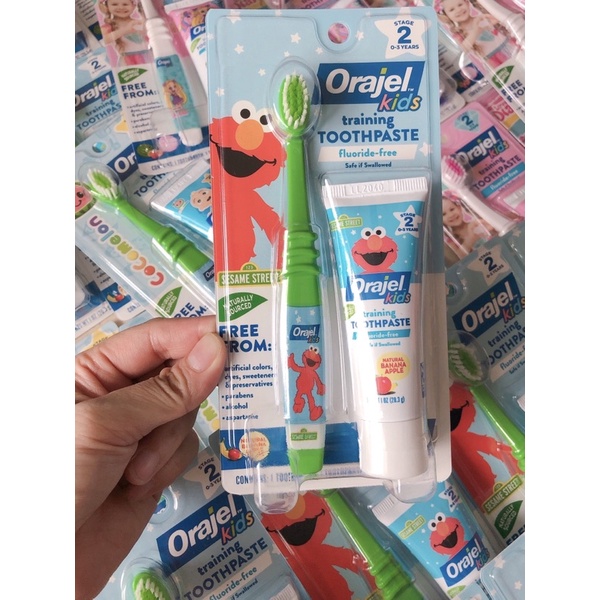 SET BÀN CHẢI & KEM ĐÁNH RĂNG ORAJEL Mỹ