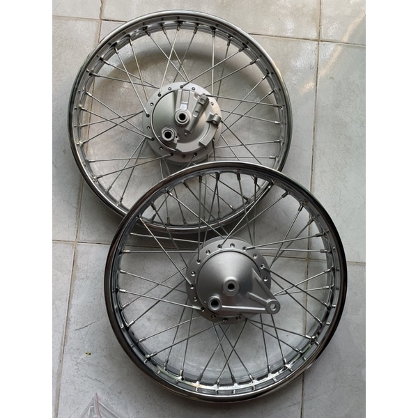 Bộ bánh CĐN HonnDa zin dành cho wave và dream full má đùm trước và sau