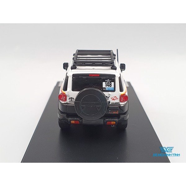 Xe Mô Hình Toyota FJ Cruiser 1/64 Street Weapon ( Trắng ) - Limited 500pcs