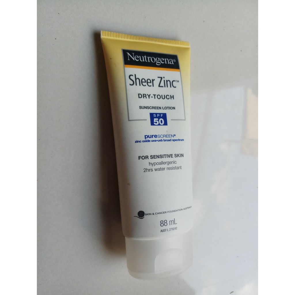 Kem chống nắng Neutrogena Sheer Zinc Dry Touch SPF 50 88ml