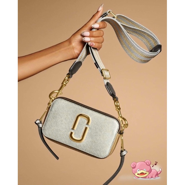 TNS-Túi đeo chéo form hộp dây bản to hottrend Marcie crossbody bag-tone ánh kim bạc sang chảnh