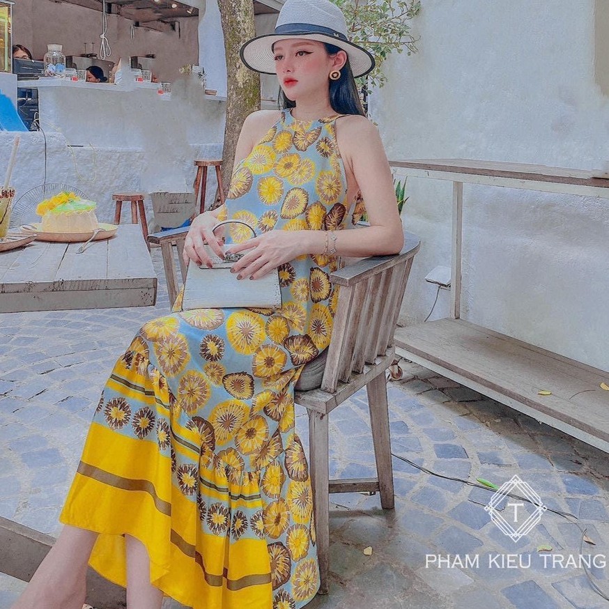 váy yếm maxi họa tiết thổ cẩm chất tơ lụa mềm mại