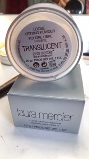 Phấn phủ Laura mercier