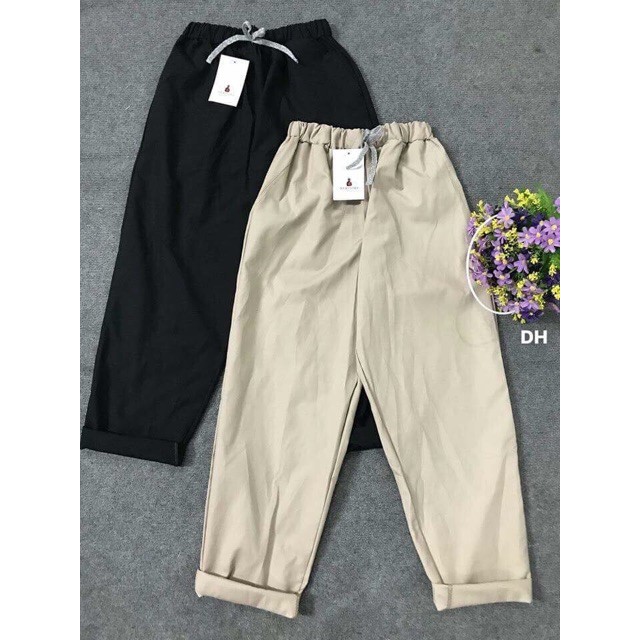 Quần Kaki Nam Nữ Ống Suông Basic Unisex - Kiểu quần baggy cạp chun ống rộng màu đen và be