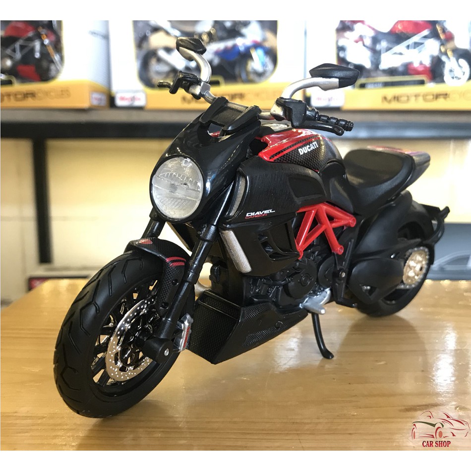 Xe mô hình mô tô DUCATI DIAVEL CARBON Tỉ Lệ 1:12 hãng Maisto