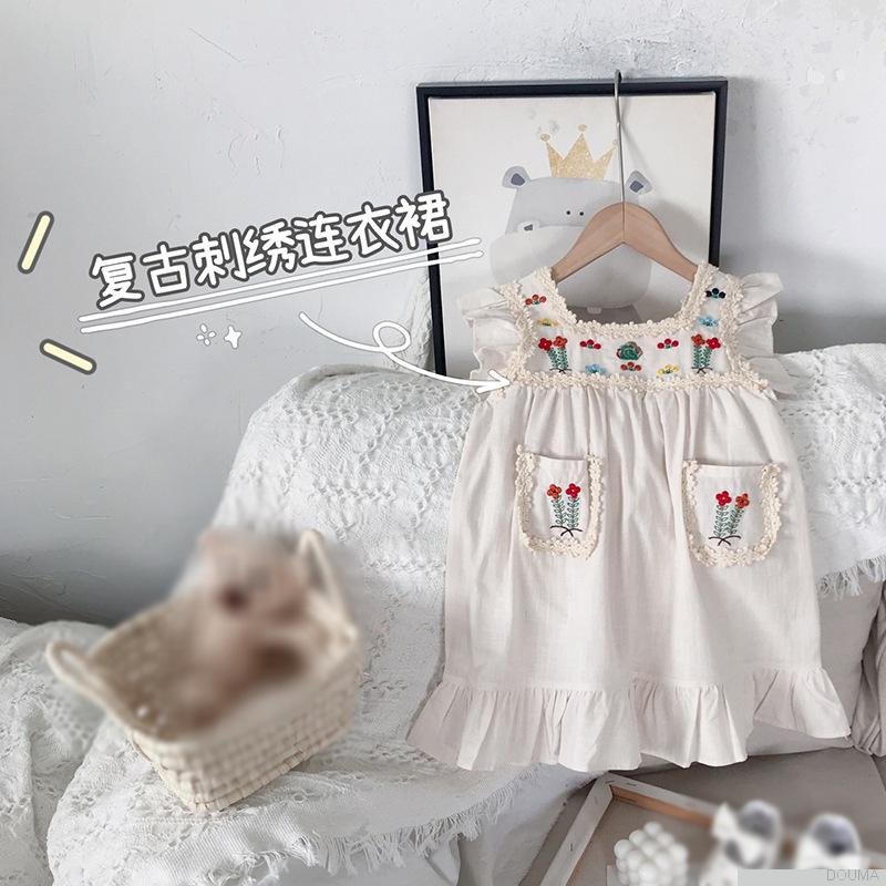 Đầm sát nách thêu hoa cho bé gái