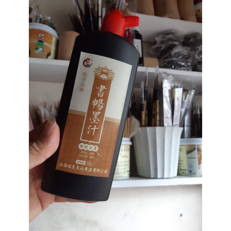 Mực tàu chai 500ml, mực đen nhánh, đậm, ko có mùi hôi,