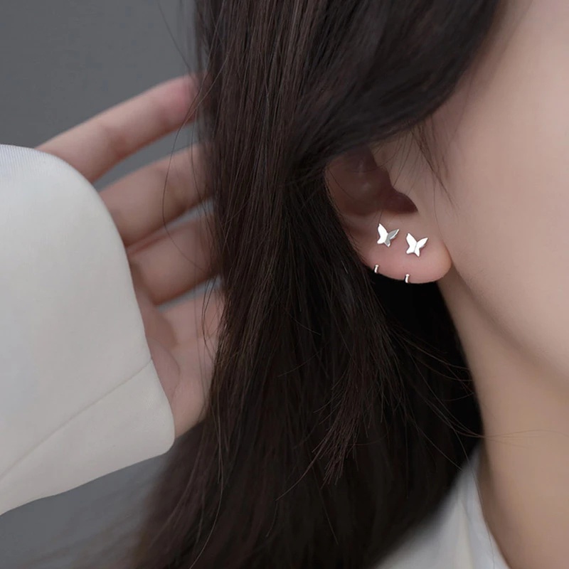 1 Cặp Khuyên Tai Dạng Móc Mặt Hình Bướm Đơn Giản Phong Cách Hàn Quốc Dành Cho Nữ