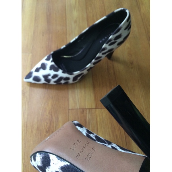 THANH LÝ G88 Giầy cao gót họa tiết da báo Size 34.5