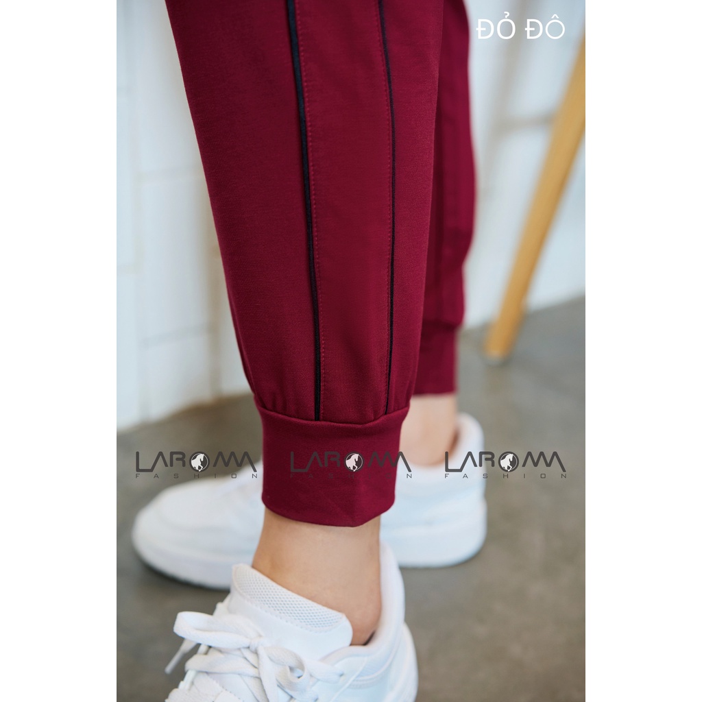 LAROMA Bộ nỉ nữ chui họa tiết