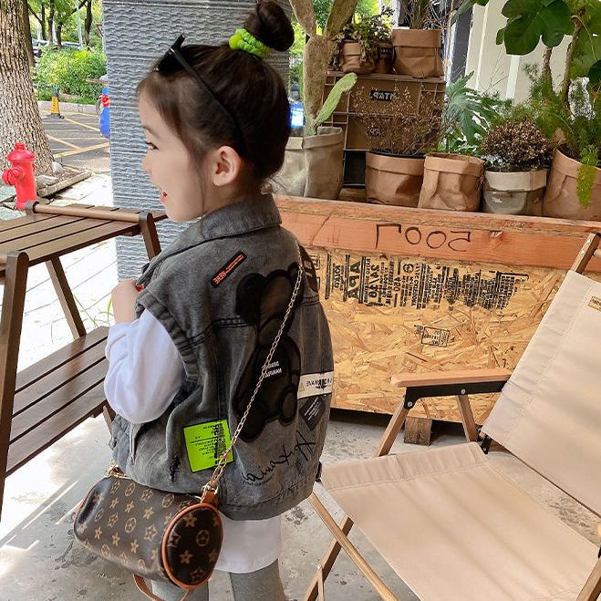 Áo Khoác Denim Không Tay Màu Xám
