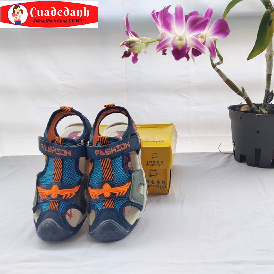 Sandal Siêu Nhân Nhện Bé Trai Đế Cao Su Nhẹ Chống Trơn Trượt