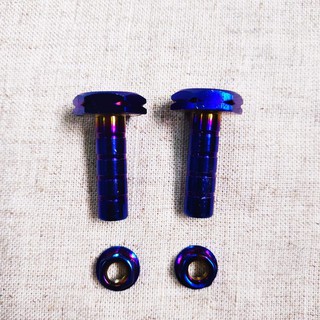 Bộ 4 con ốc đũa kèm tán gắn bát tăng sên cho xe máy.