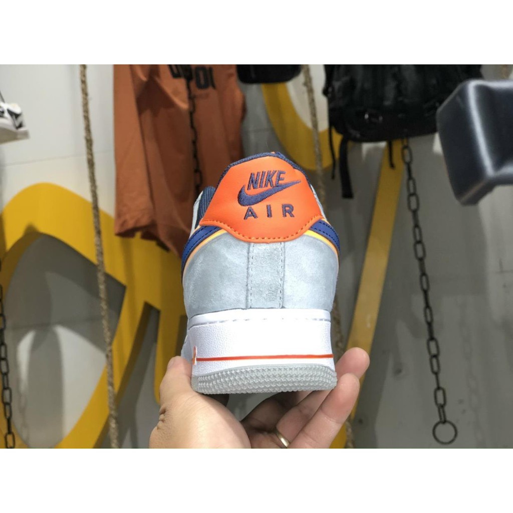 Giày thể thao AF1 xám gót cam, móc xanh bản cao cấp. | BigBuy360 - bigbuy360.vn
