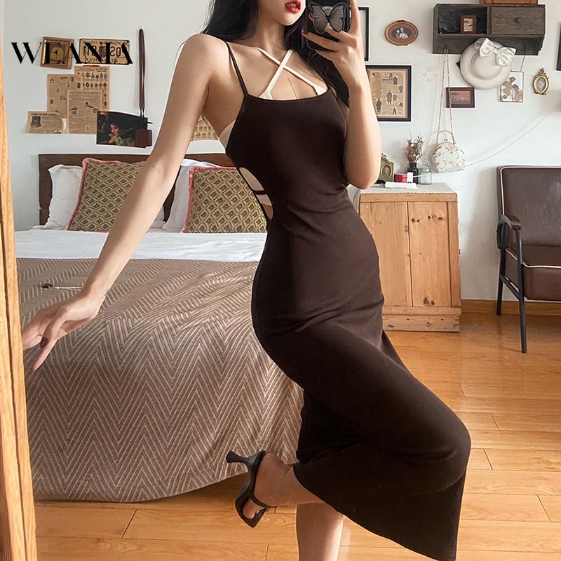 Đầm Dài Hở Lưng Phong Cách Mới Với Dây Đeo Bên Trong