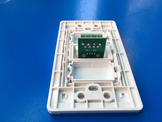 Mặt âm tường usb hd Link chính hãng