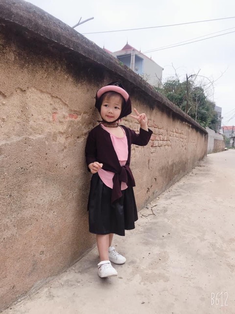 Áo tứ thân kèm sét yếm siêu xinh