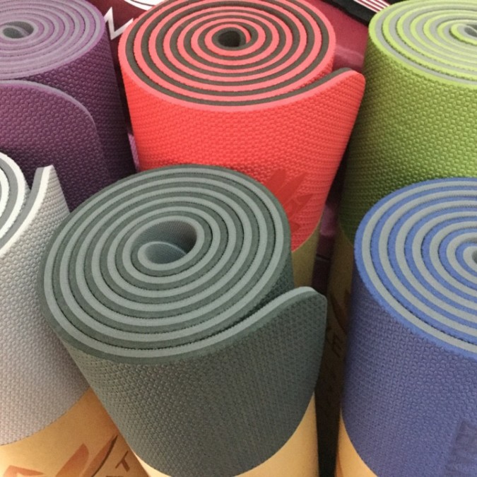 [GIÁ SẬP SÀN] Thảm Tập Yoga tpe Cao Cấp 2 Lớp Dày 6mm Chất Liệu Cao Su Non