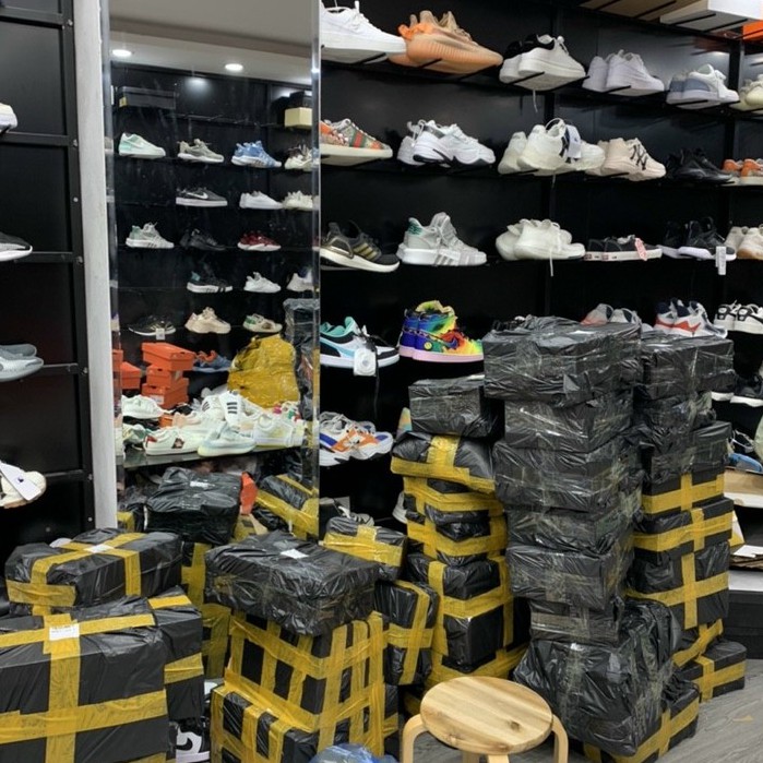 [Kèm Video]  Giày Custom Air Jordan Bearbrick, Giày AF1 𝐂𝐮𝐬𝐭𝐨𝐦 Da Cao Cấp In Nhiệt Không Phai | BigBuy360 - bigbuy360.vn