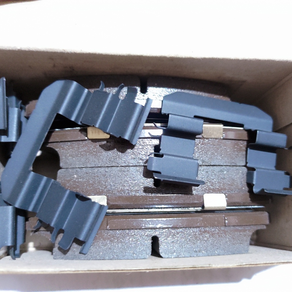 MÁ PHANH TRƯỚC KIA MORNING, PICANTO 2011 – 2018 CHÍNH HÃNG 581011YA00