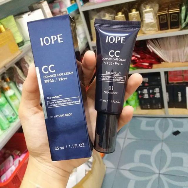 KEM NỀN IOPE CC COMPLETE CARE CREAM .