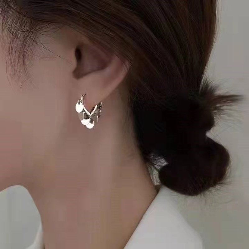 Đôi Khuyên Tai Đính Kim Sa Lấp Lánh Thời Trang Cho Nữ