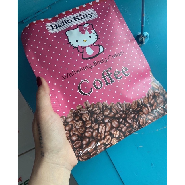 Tắm Trắng Hello Kitty Cà Phê