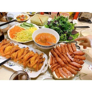 1kg Nem nướng Nha Trang tiện lợi ngon dễ ăn.
