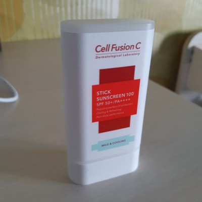 Kem chống nắng dạng thỏi Cellfusion C Stick Sunscreen 100 SPF50+/PA+++ 19g - NiNiShop