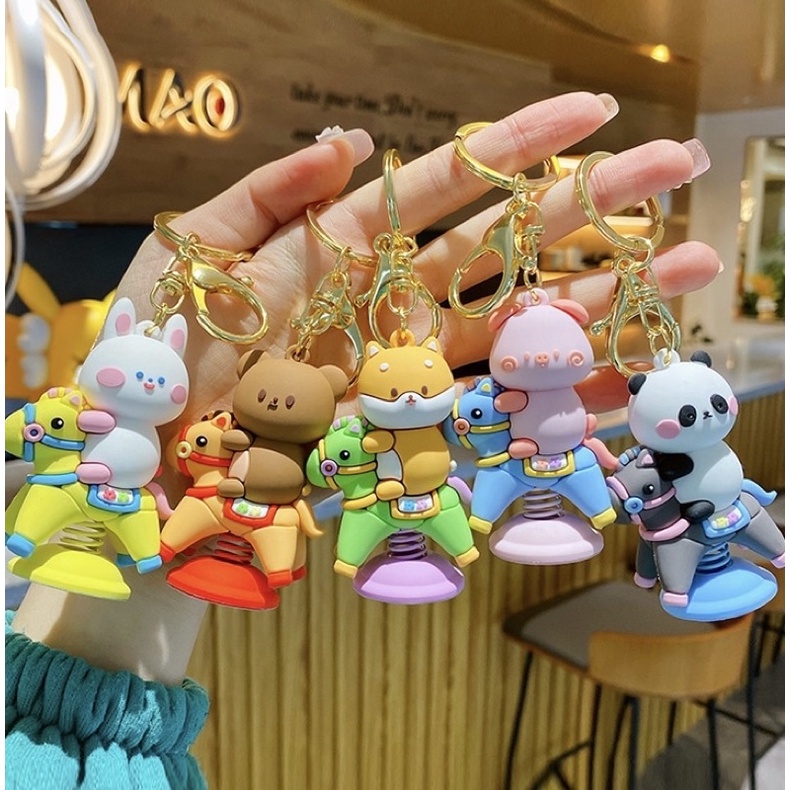 Móc Khoá Gấu Brown , Thỏ Cony , Chó Corgi , Heo Pig chơi thú nhún dễ thương