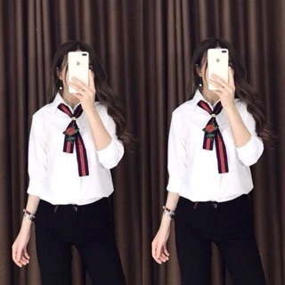 Áo sơ mi trắng kèm phụ kiện